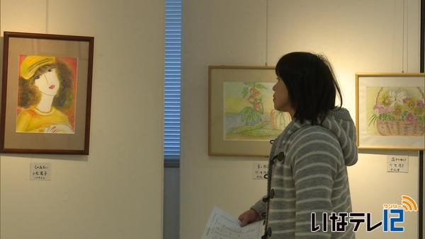 イーゼル・クレパス会合同女性作家９人展