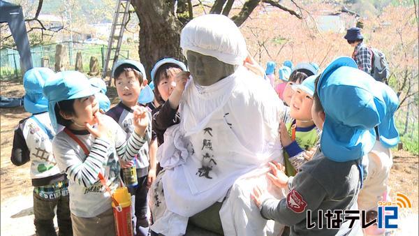 箕輪町長岡　十沢地蔵尊例大祭