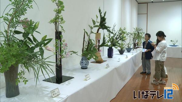 上伊那華道会いけばな展　開催