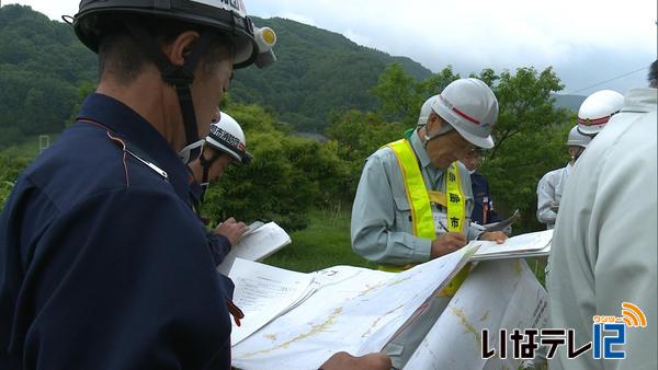 市内の土砂災害危険か所をパトロール