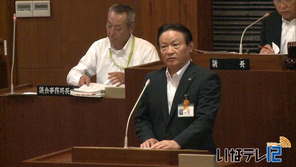 白鳥一利さん　箕輪町の副町長に再任