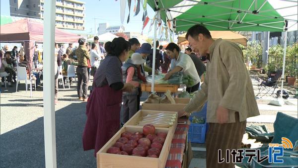 野菜販売や朝食提供「いなまち朝マルシェ」賑わう