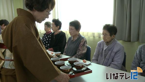 ゆめわーくと高齢者「新年お茶会」