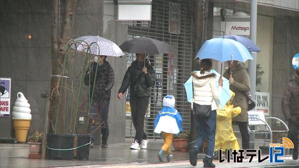 最高気温４月中旬並みの１７．７度　今年最高