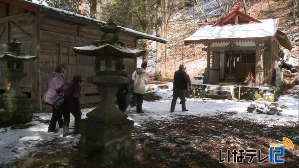 集団移住で廃村となった芝平の住民がふるさとへ