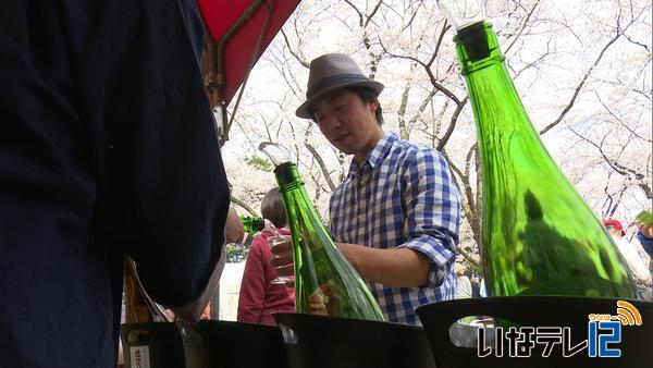 地酒と桜を楽しむ　伊那谷新酒祭り