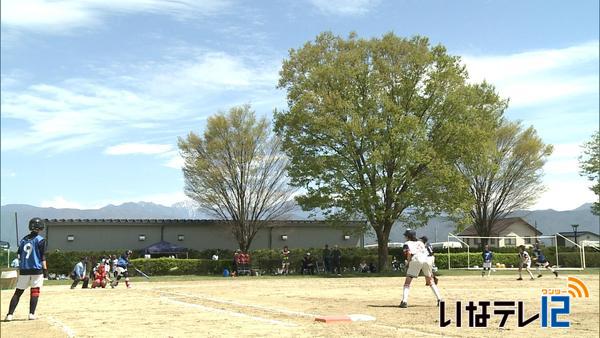 女子中学生ソフトボール大会　伊那で開催