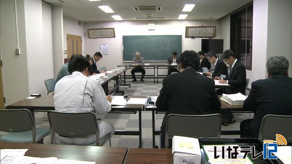 箕輪町景観計画案　白鳥町長が審議会に諮問