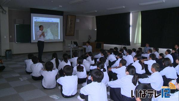 伊那中学校２年生と市長が意見交換