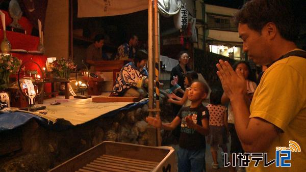 高遠町島畑の二十二夜様