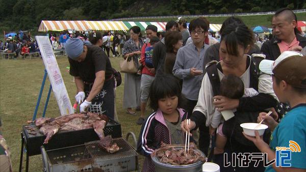 南アルプスふるさと祭り賑わう