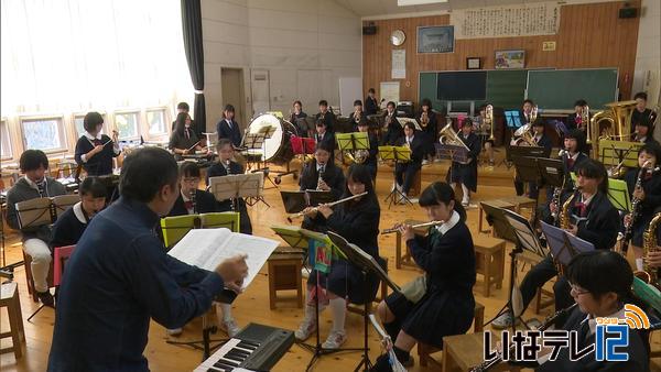 演奏会に向け　桐朋学園講師が中高生を指導