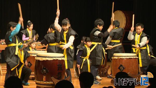 子ども達が太鼓の「輪」広げる