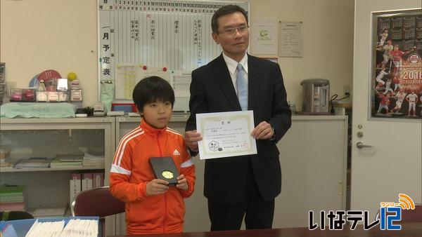 南箕輪小３年 保科さん　フェンシング全国大会で準優勝