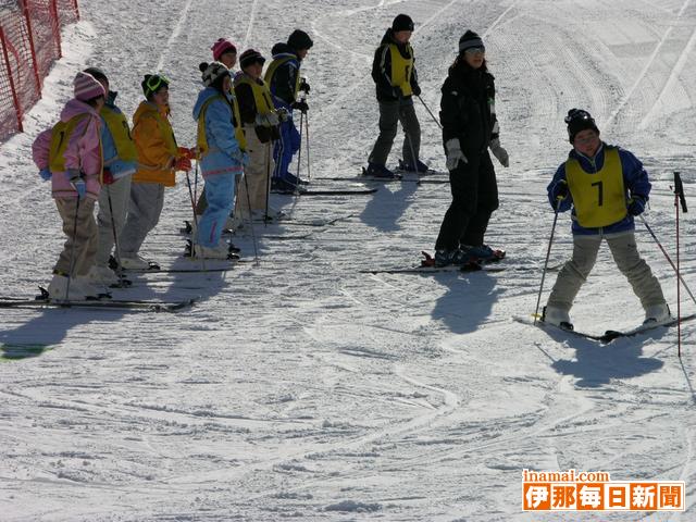 小学校スキー教室始まる
