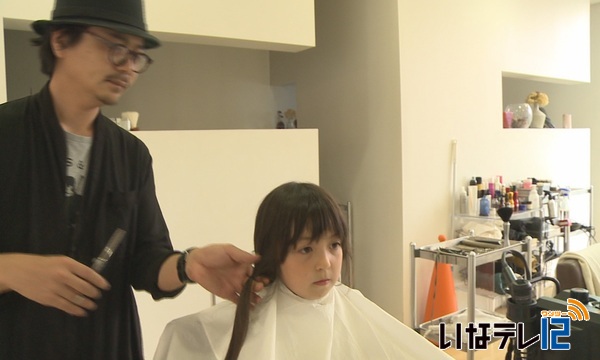 ７歳少女　「病気の子どものウイッグに」髪を寄付
