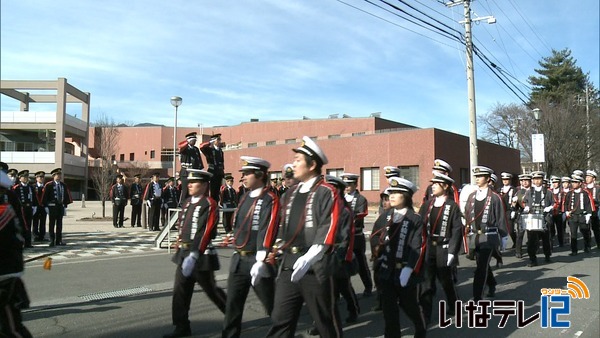 箕輪町消防団出初式　防火への決意新たに　