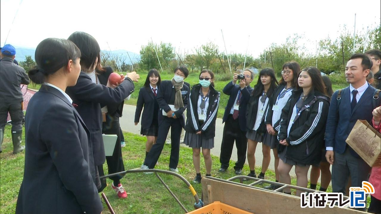 台湾の高校生が上農を訪問