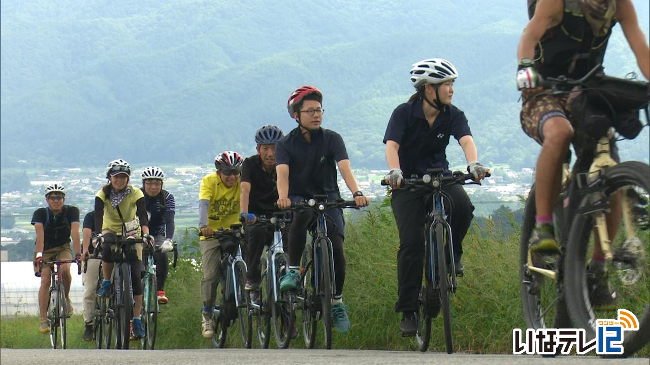３町村職員がサイクリングコース試走