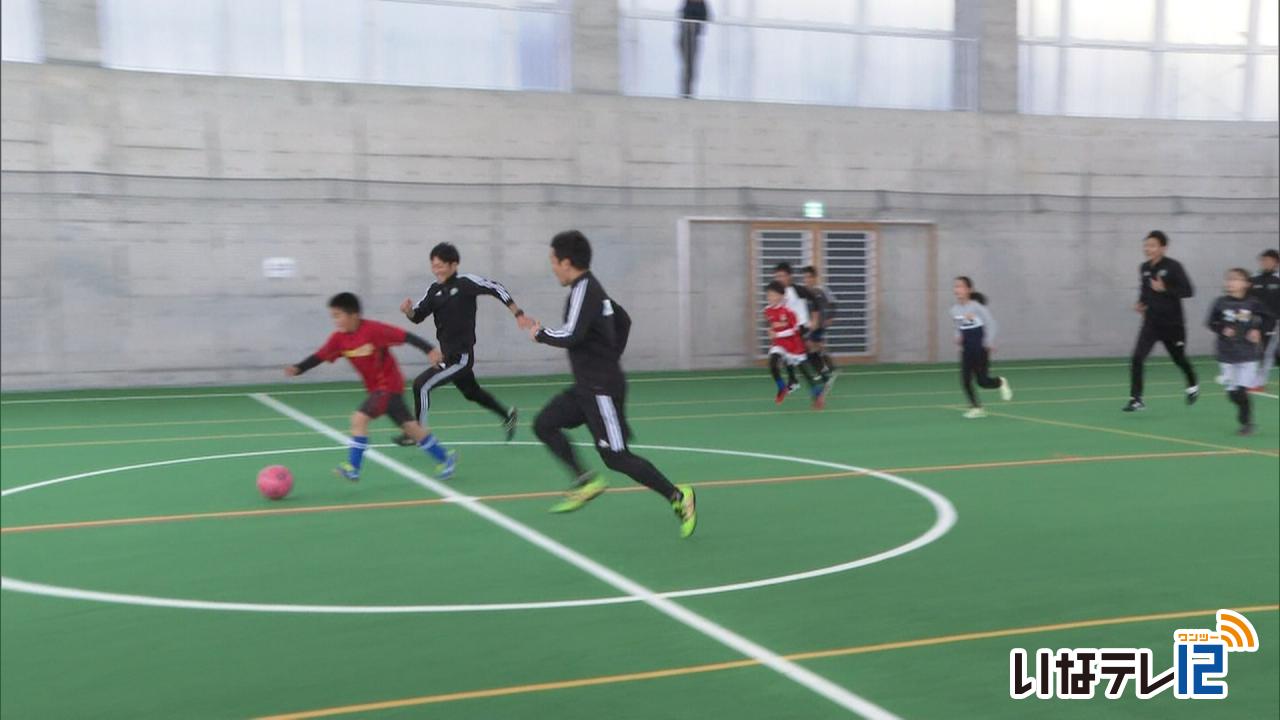 松本山雅元選手らサッカー教室