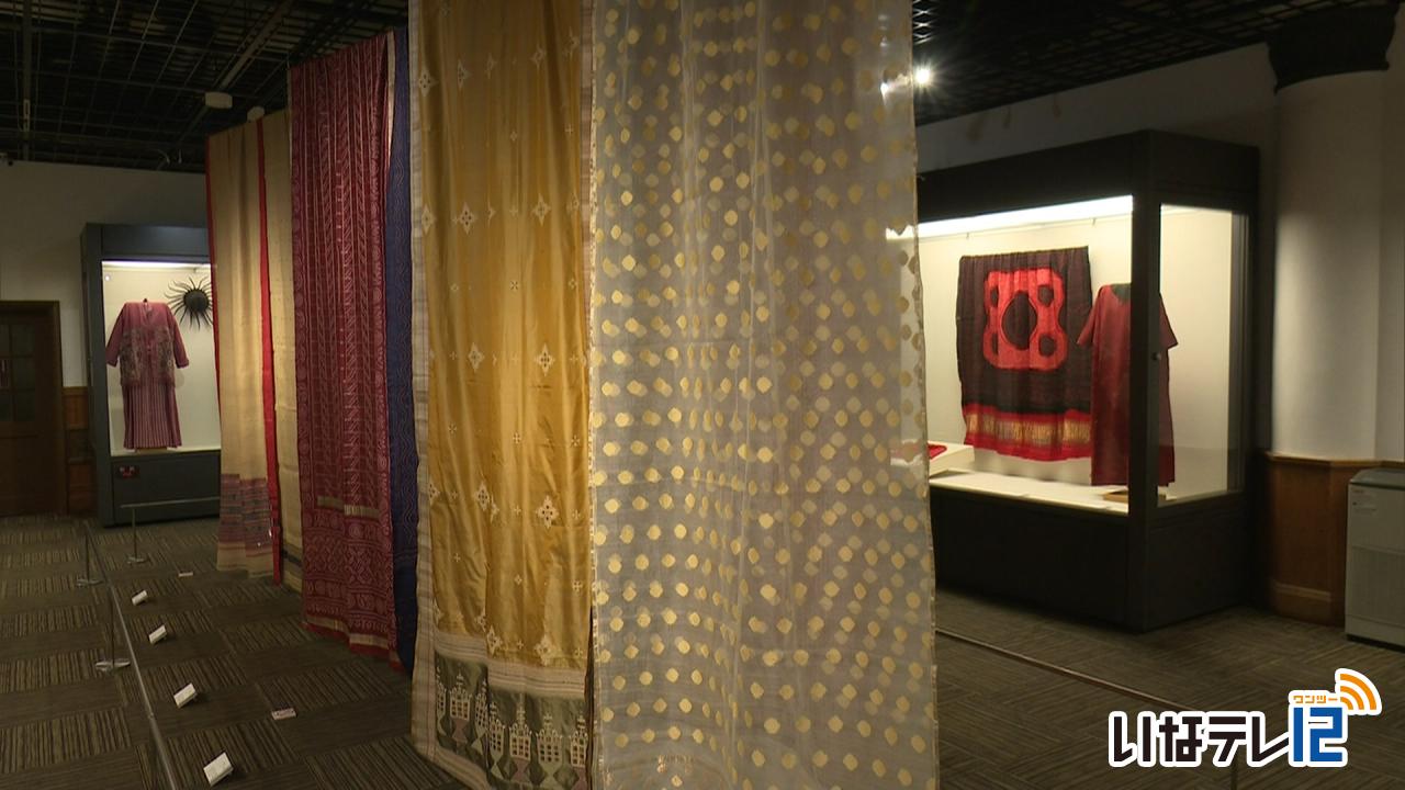 インドシルクの染織作品展