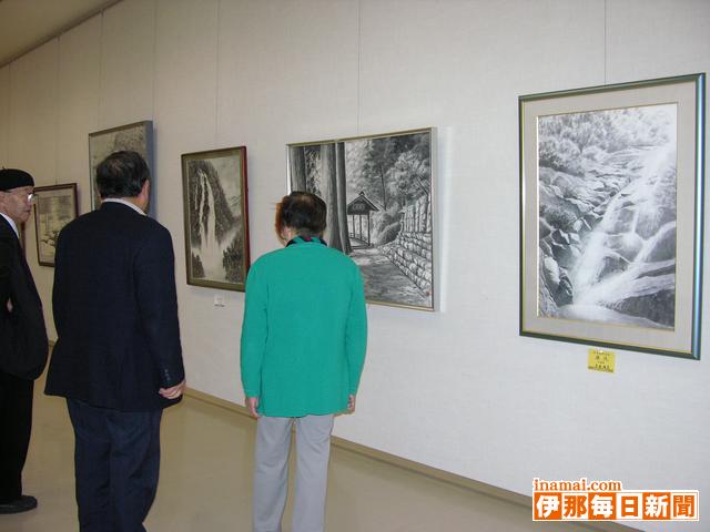 第18回長野県芸術文化総合フェスティバル<br>水墨画展始まる