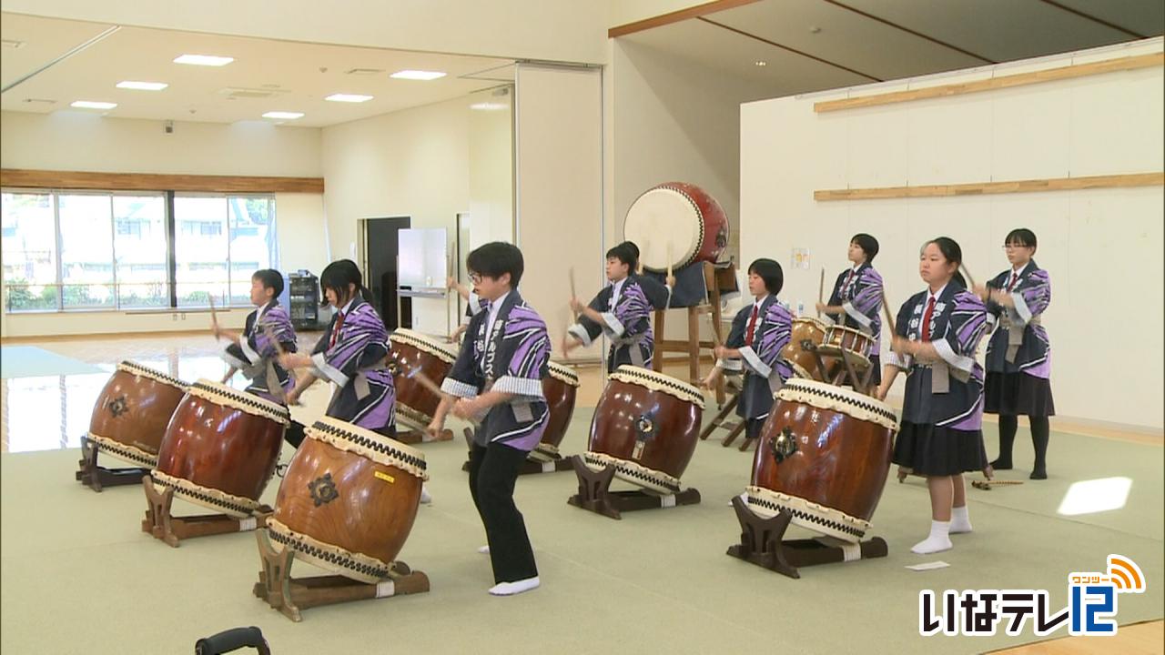 長谷中学校３年生が太鼓演奏披露