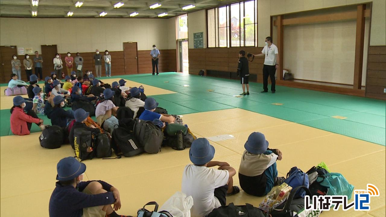 新宿の小学生が農家民泊で入村式