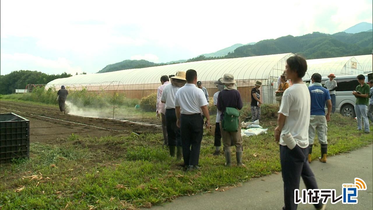 有機農業普及へ土づくり学ぶ