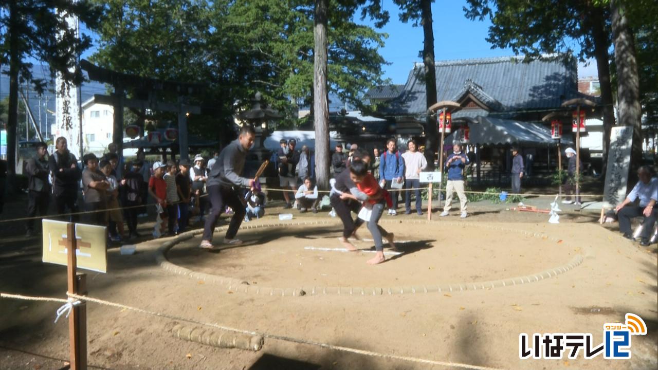 荒井神社で奉納こども相撲大会