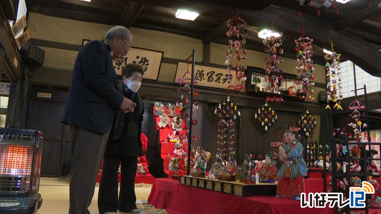 旧井澤家住宅　ひな祭りでひな人形の展示