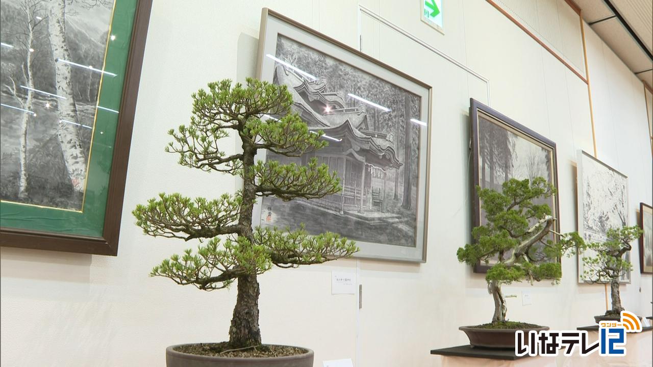 中原知得さん米寿記念　水墨画と盆栽展示会