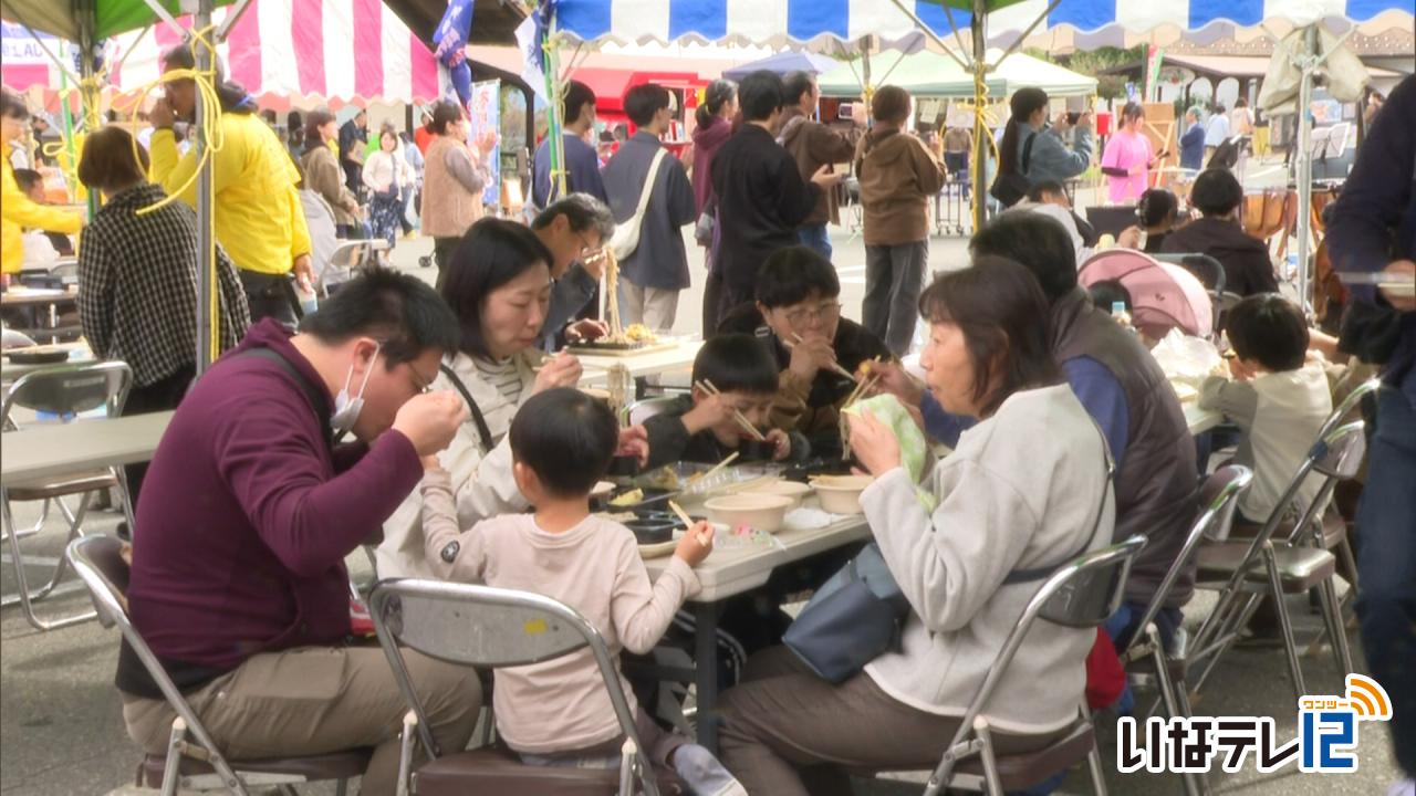 信州伊那新そばまつり２６日まで