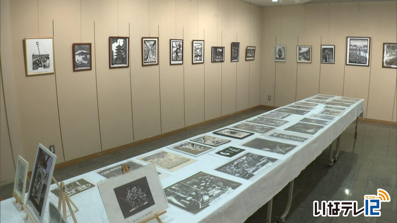 神田さん切り絵作品展１８日まで