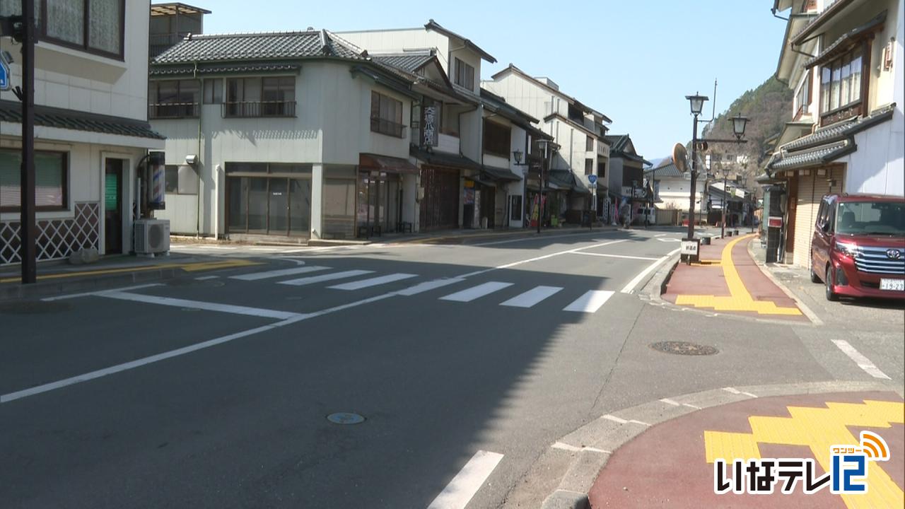 高遠町３６１号で交通事故　南箕輪村の７０代男性が死亡
