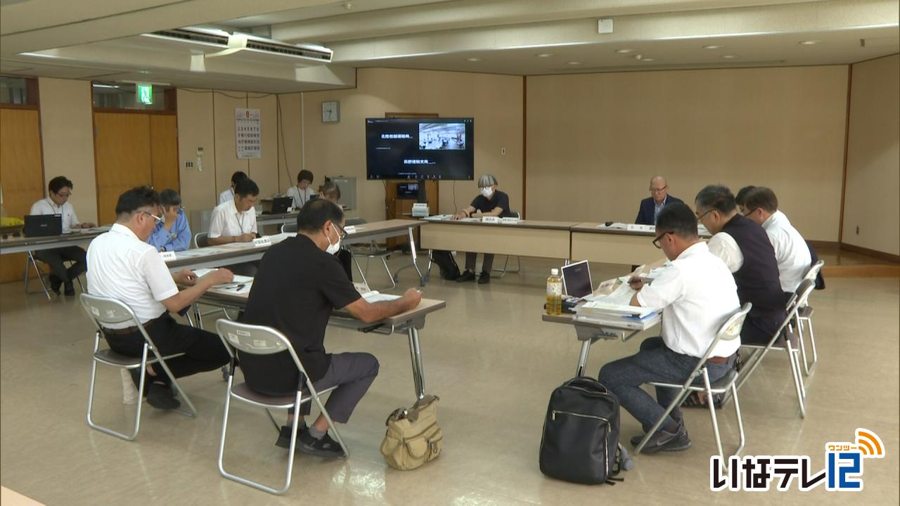 まっくんバス　運行見直し案示す