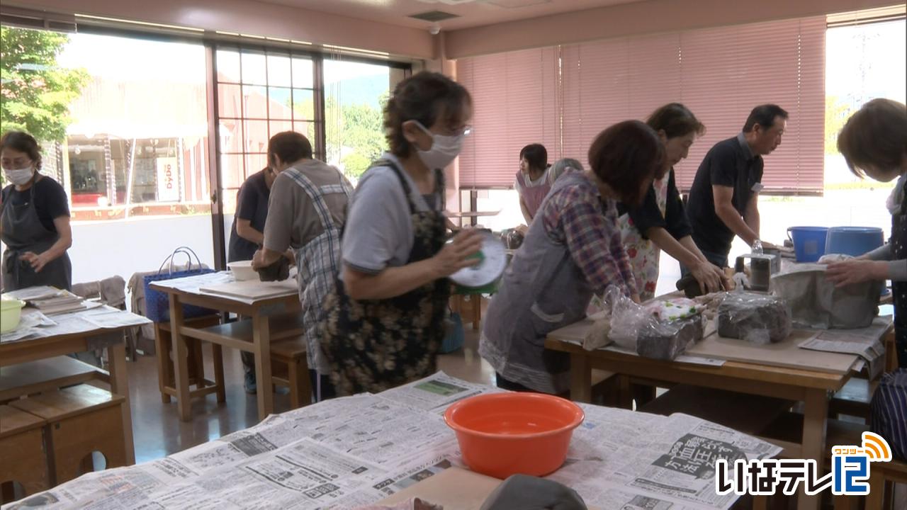 箕輪町公民館主催　陶芸講座