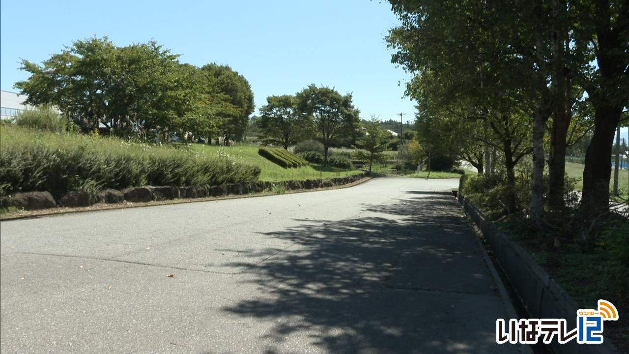 箕輪町福与で単独事故　女性死亡