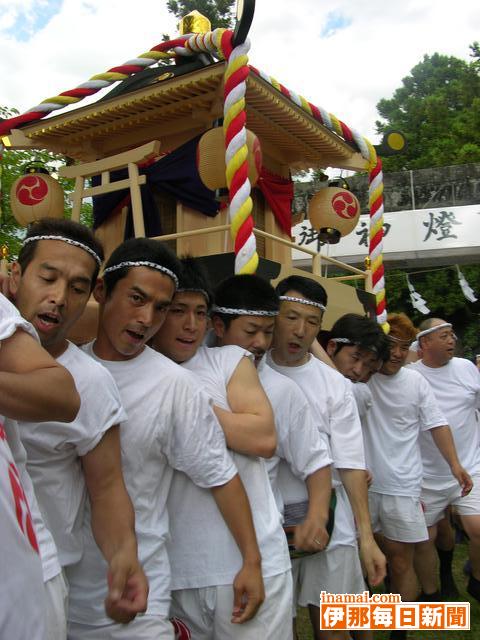 勇壮無比あばれ神輿ここにあり、宮田村津島神社祇園祭