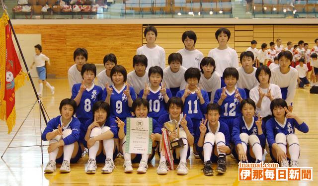 県中学総体バレーボール・女子は辰野が初優勝